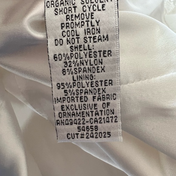 JESSICA MCCLINTOCK White dress - Picture 13 of 13